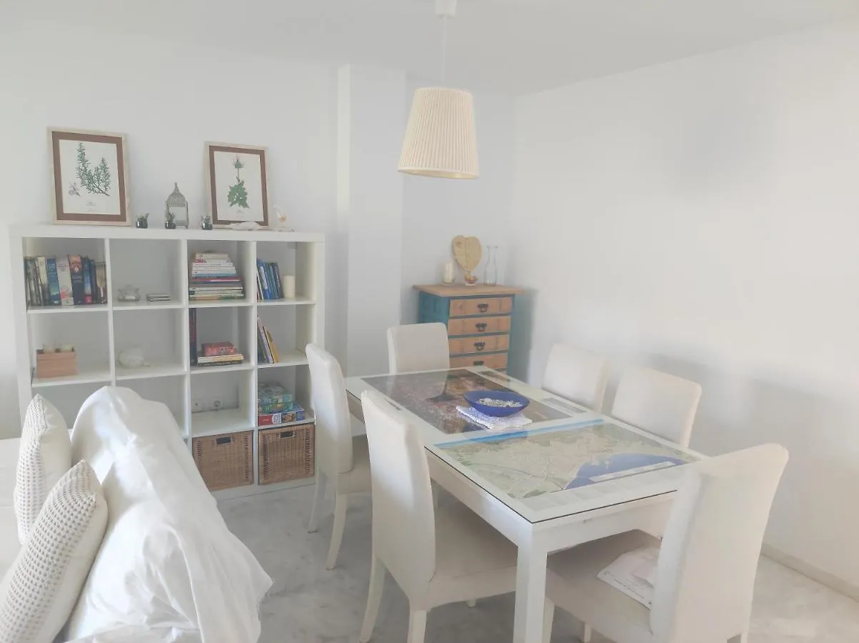 Luz Blanca-Wifi-Beach-Parking Malaga Spain