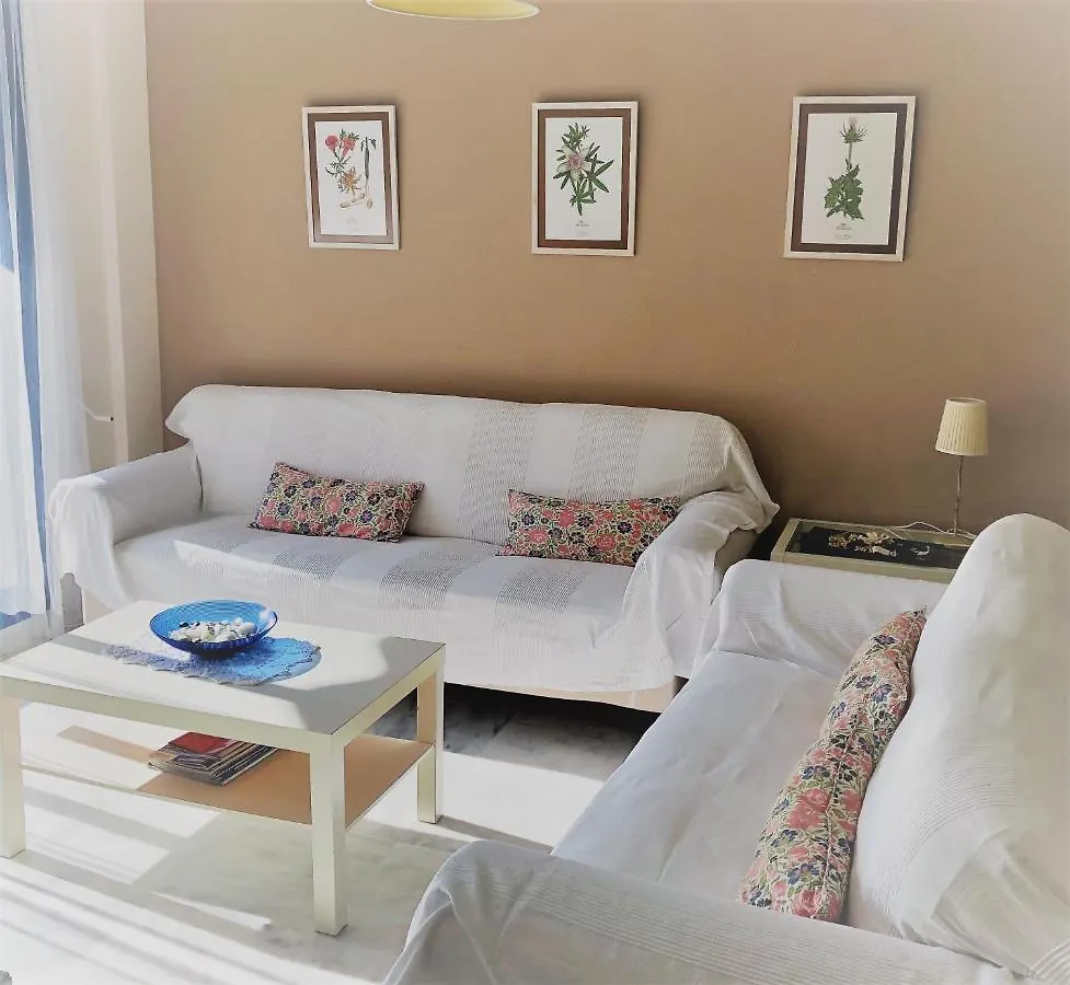 Luz Blanca-Wifi-Beach-Parking Malaga